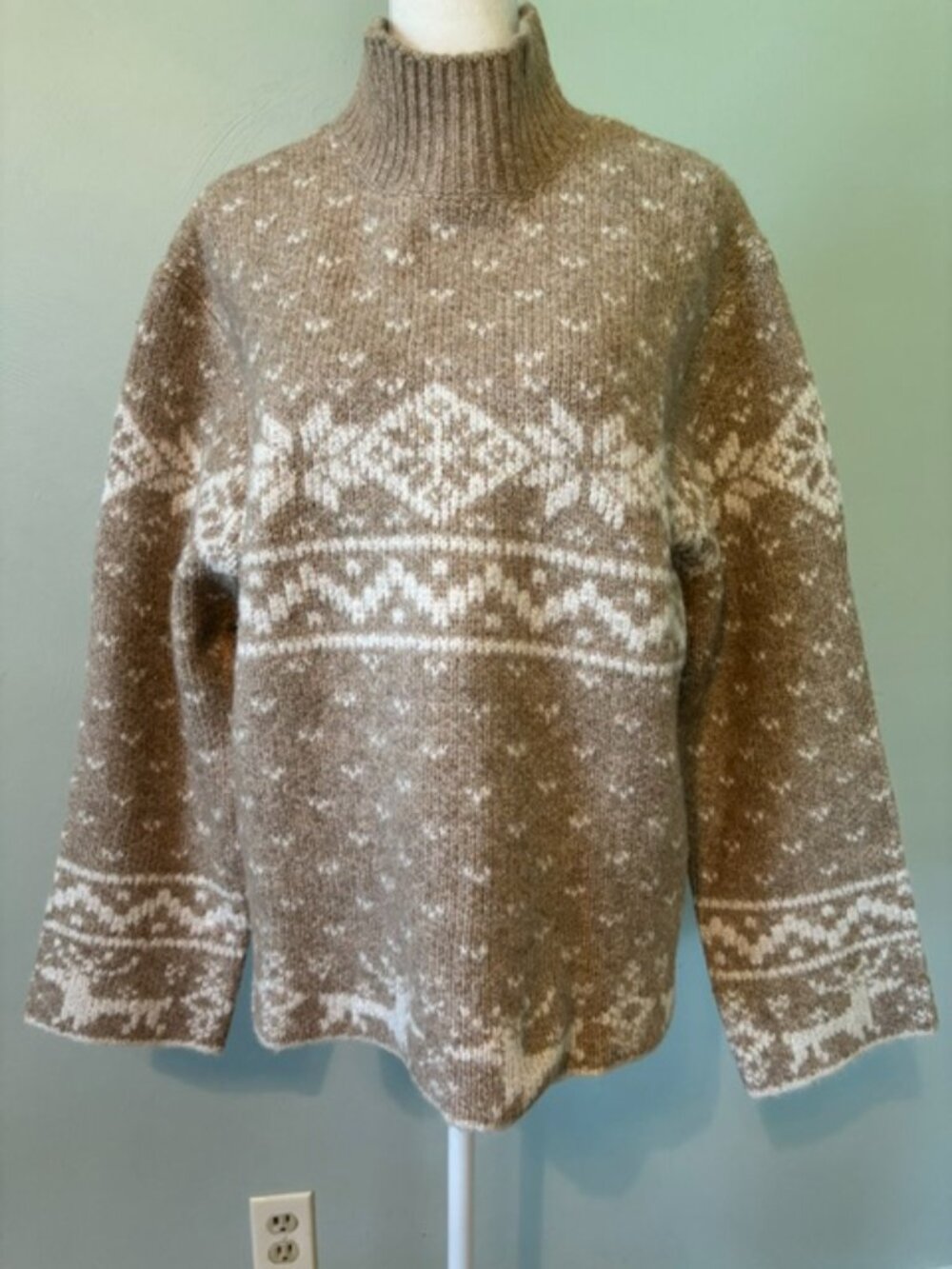 Altar'd State Tan/White Fair Isle Mock Neck Cropped Sweater Size Medium